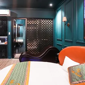 Hotel Silk Near Tan Son Nhat Airport ***
